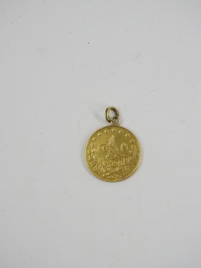 MONEY PENDANT yellow gold Middle East of...