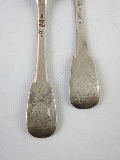 LARGE SILVER COUVER with engraved coat of...
