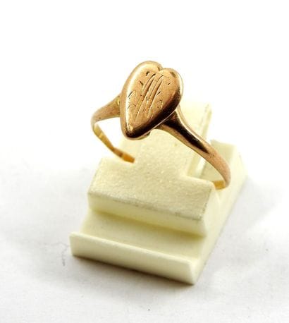 RING heart in yellow gold 750 thousandths....