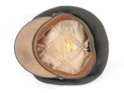 UNITED STATES. Officer's cap in dark khaki...
