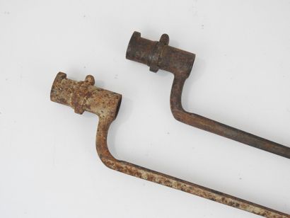 FRANCE. Set of two bayonets with socket one...