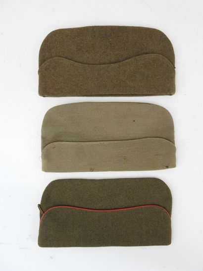 Lot of 3 khaki police caps, artillery warrant...