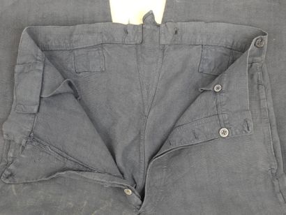 FRANCE. Pants of burgundy model 1882 regulation...
