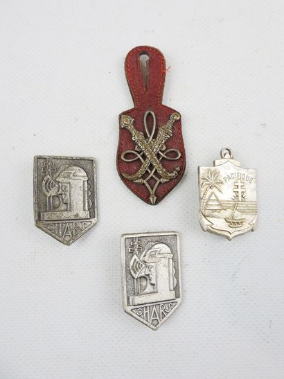 INSIGNES. FRANCE. Lot d'insignes métalliques...