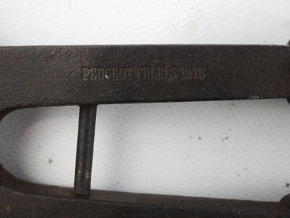 FRANCE. EQUIPMENT. Peugeot large model shears...