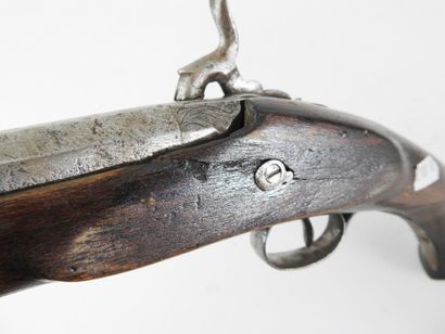 SPAIN. Percussion pistol, walnut frame, round...