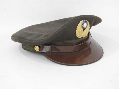 UNITED STATES. Officer's cap in dark khaki...