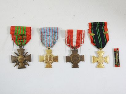 DECORATIONS. FRANCE. Lot of medals in box...