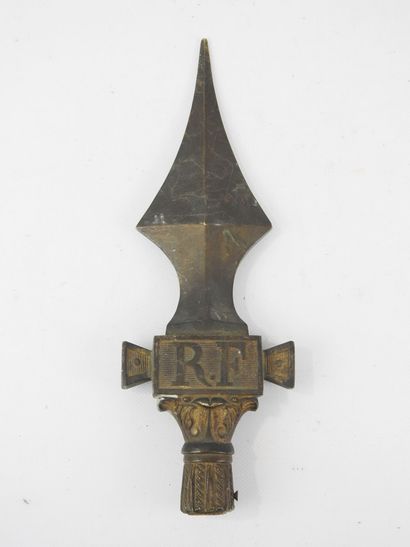 COPPERIES. FRANCE. Point of flag in gilded...