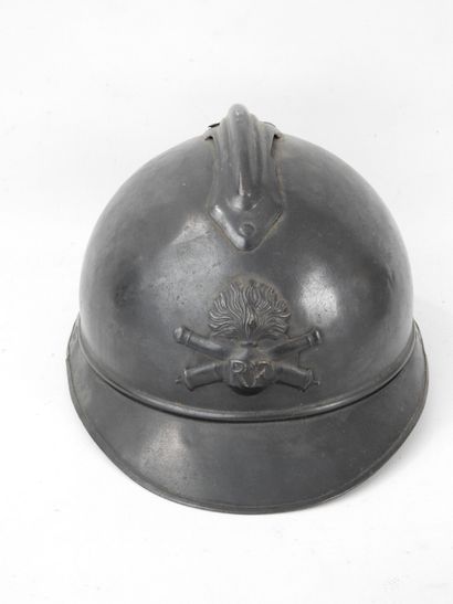 FRANCE. Adrian helmet model 1915 of artillery...