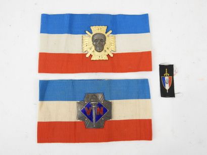 FRANCE. Lot constitué d'un brassard des croix...