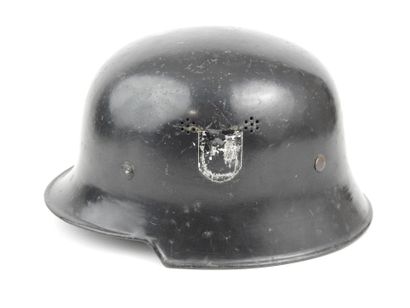 GERMANY. Helmet model 1934 of the Polizei...