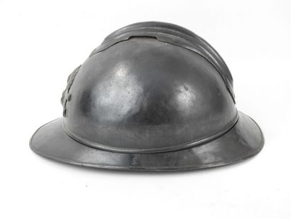 FRANCE. Adrian helmet model 1915 of artillery...