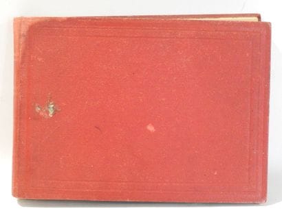 PHOTO ALBUM. Album format 19 X 26 cm, containing...