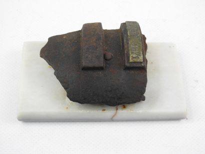 SOUVENIRS 1870-1871. Fragment d'obus prussien...