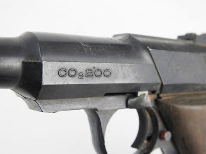 USA. Air pistol model Daisy Co2 200, manufacture...