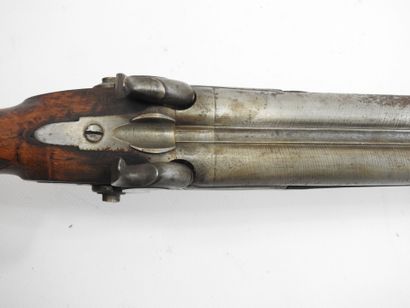 FRANCE. Percussion shotgun, walnut frame,...