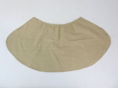 FRANCE. Beige canvas helmet cover type 1913...