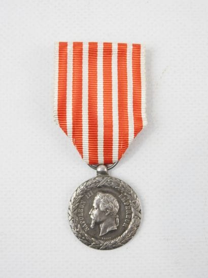 DECORATIONS. FRANCE. Silver medal of Italy,...