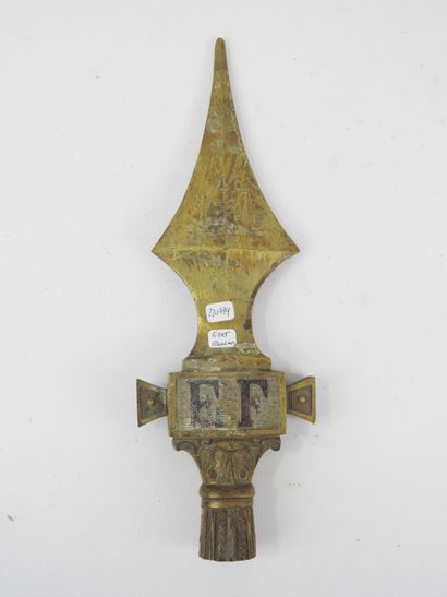 COPPERIES. FRANCE. Flag point in gilded brass...