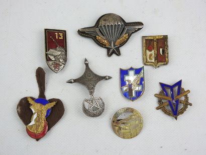 INSIGNES. FRANCE. Lot d'insignes métalliques...