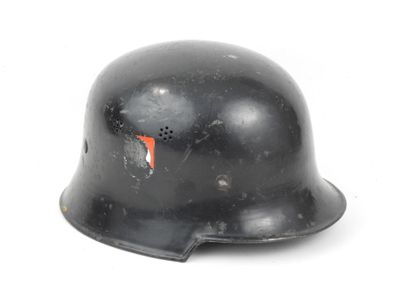 GERMANY. Helmet model 1934 of the Polizei...