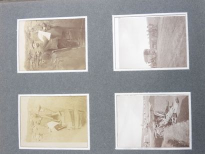 PHOTO ALBUM. Album format 19 X 20 cm containing...