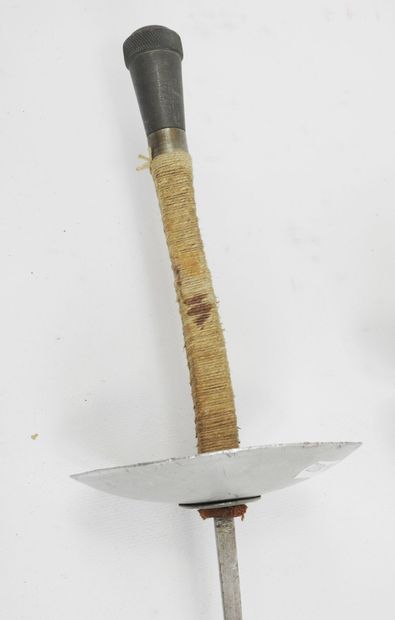 FRANCE. Lot consisting of a foil, a sword...