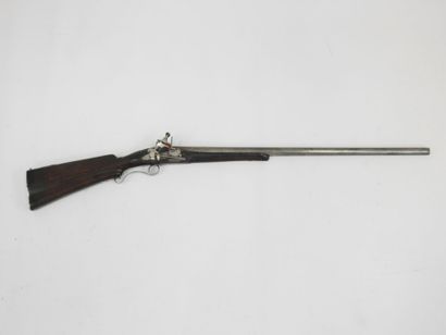 SPAIN. Hunting rifle with carved walnut frame,...