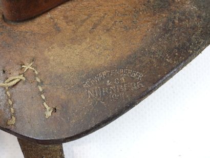 GERMANY. EQUIPMENT. Brown leather Lüger P08...