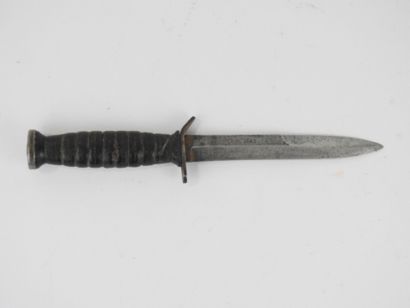 USA. USM3 combat knife, leather slice handle,...
