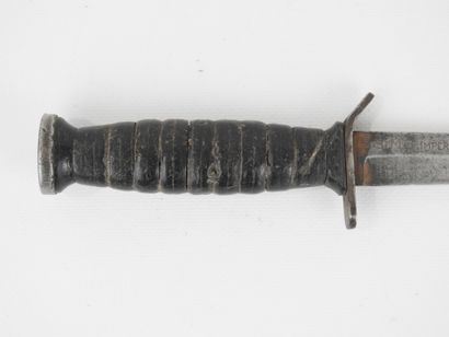 USA. USM3 combat knife, leather slice handle,...