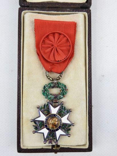 DECORATIONS. FRANCE. Order of the Legion...