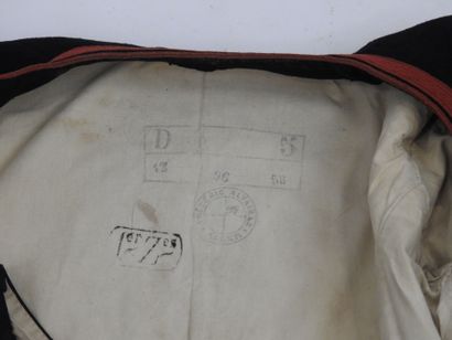 FRANCE. ZOUAVE uniform of the 1st regiment...