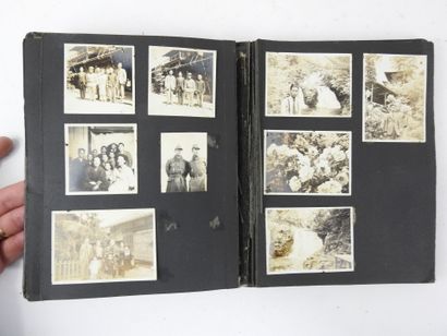 PHOTO ALBUM. JAPAN. Album format 24 X 18...