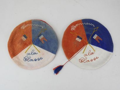 FRANCE. Suite of two berets of conscripts...