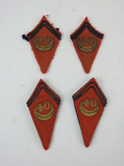 FRANCE. Lot de 2 paires de pattes de collet...