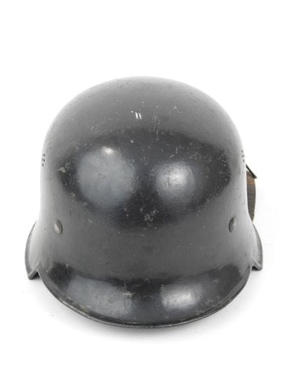 GERMANY. Helmet model 1934 of the Polizei...