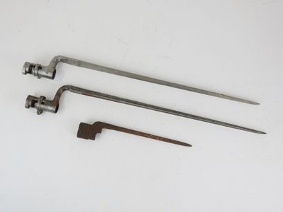 FRANCE. Lot of two bayonets with socket one...