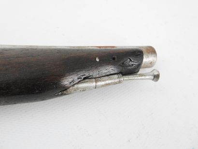 SPAIN. Percussion pistol, walnut frame, round...