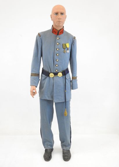 FRANCE. Outfit model 1922 of a captain of...