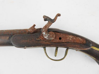 NORTH AFRICA. Percussion pistol, walnut frame,...