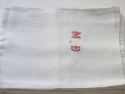 Linen set with a tablecloth 235 x 200 cm...