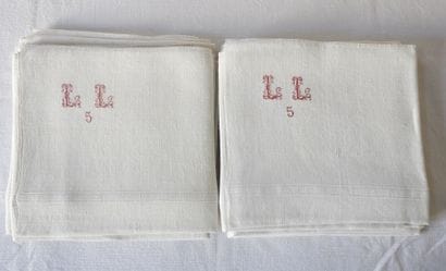 Ten Napkins with Liteaux figured LL. (five...