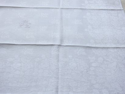 Ten damask napkins of Vine Leaves figured...