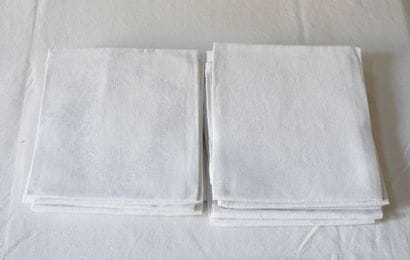 Twelve Damask napkins of Flowers and central...