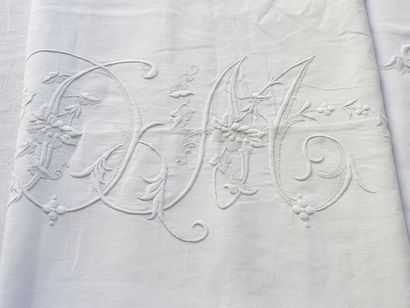 Two large linen sheets, DM 230 x 340 cm and...