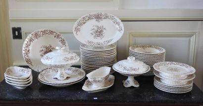 LONGCHAMP: Part of table service in earthenware...