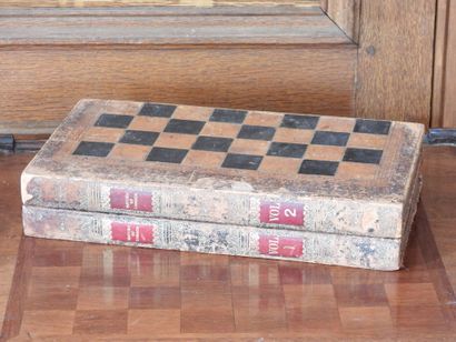 Game box with chess and backgammon boards....