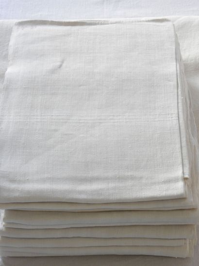 Linen set with a tablecloth 265 x 240 cm...